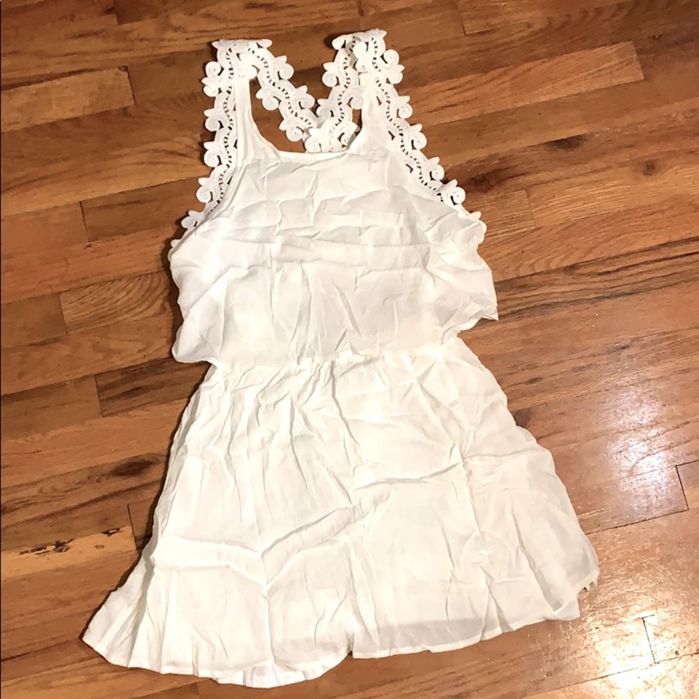 Verty White Lace Trim Dress
